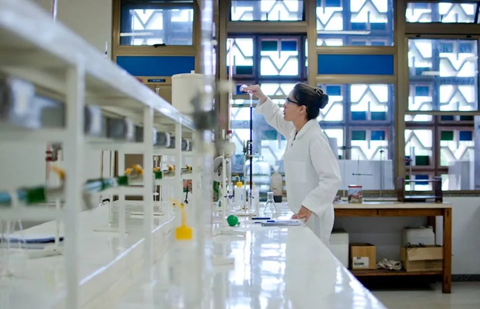 Laboratório do Instituto de Química da UnB